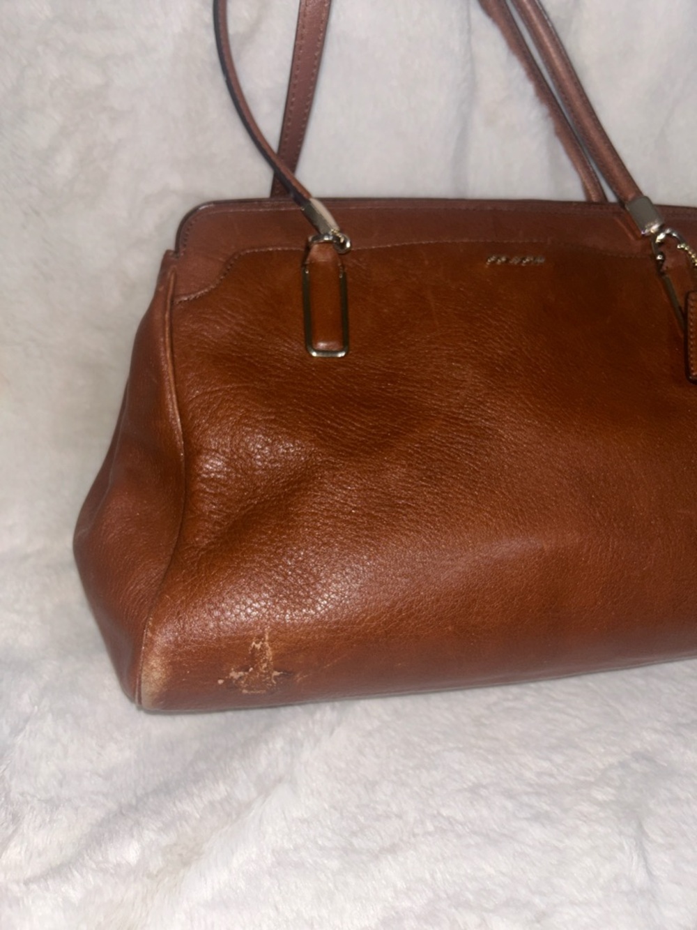 Coach Chestnut Brown Leather Shoulder Bag with Signature Tag 25161 - Picture 3 of 15